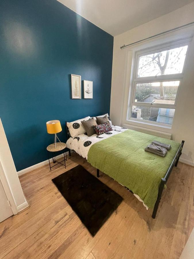 Contemporary Private Rooms Near Central Londres Extérieur photo