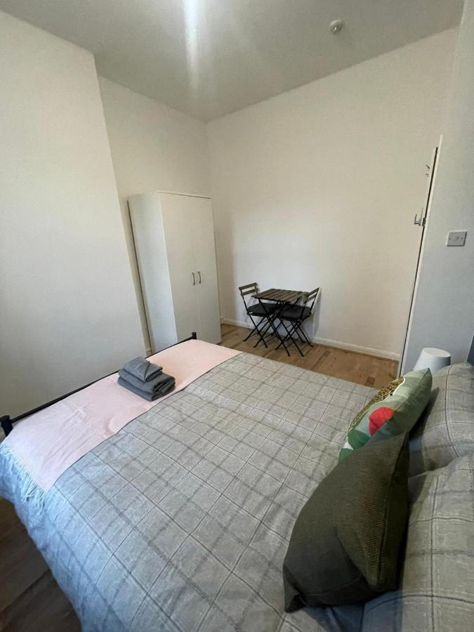 Contemporary Private Rooms Near Central Londres Extérieur photo