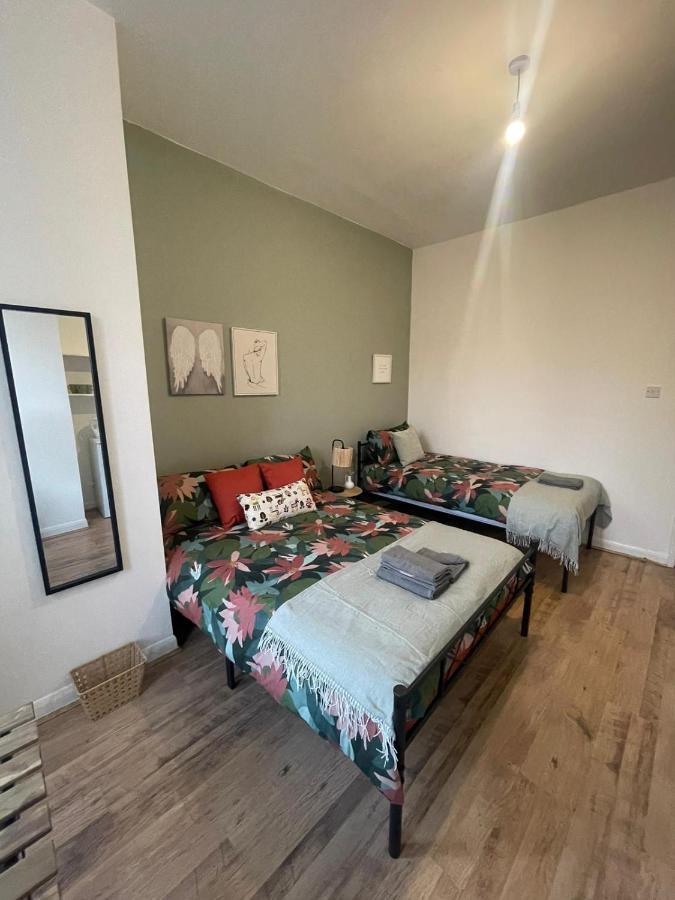 Contemporary Private Rooms Near Central Londres Extérieur photo