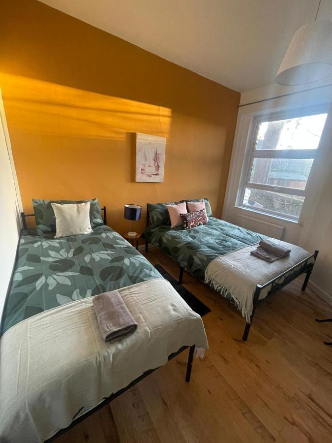 Contemporary Private Rooms Near Central Londres Extérieur photo
