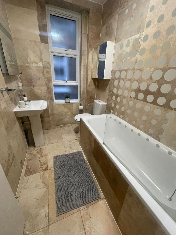 Contemporary Private Rooms Near Central Londres Extérieur photo