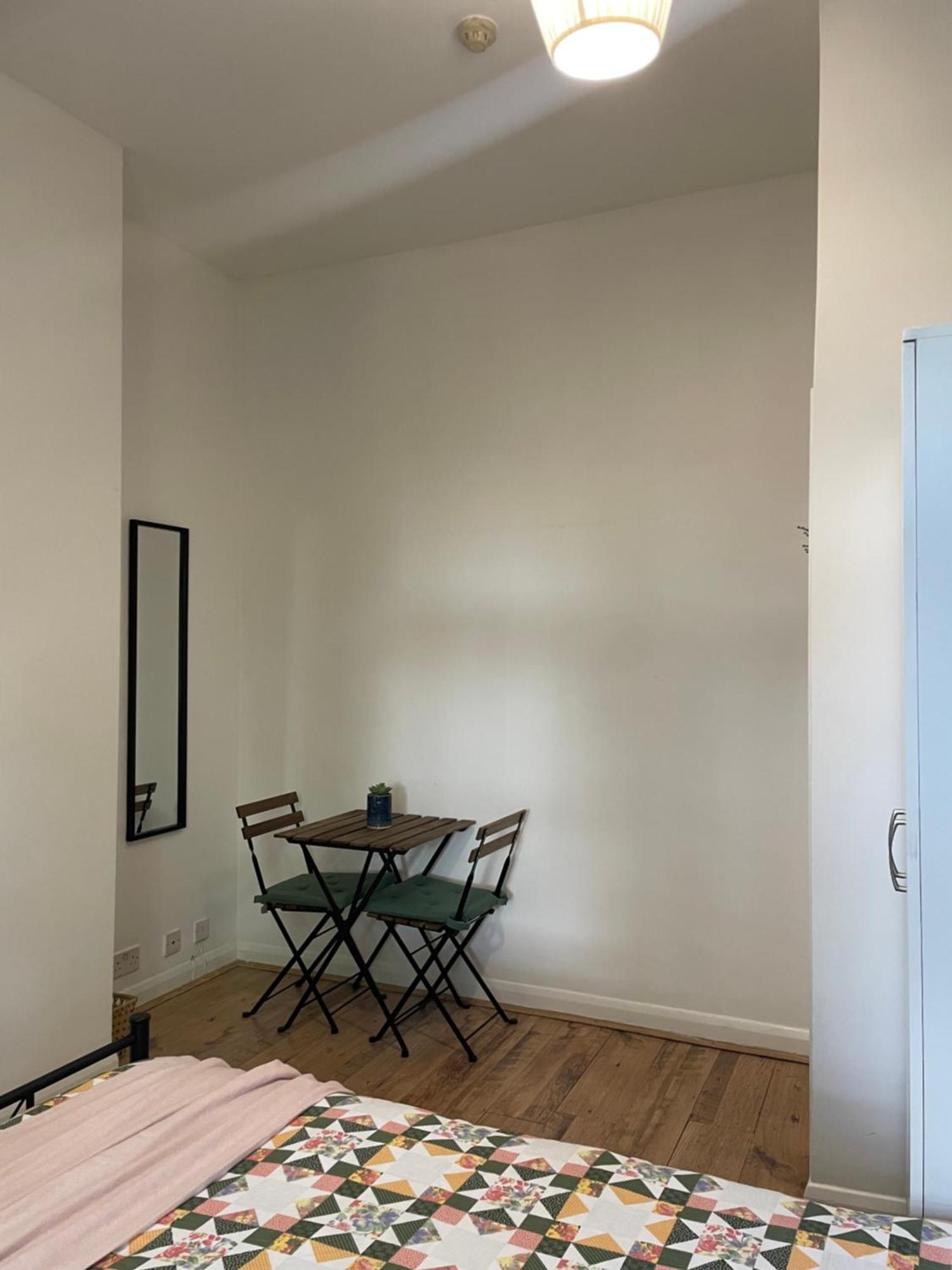 Contemporary Private Rooms Near Central Londres Extérieur photo