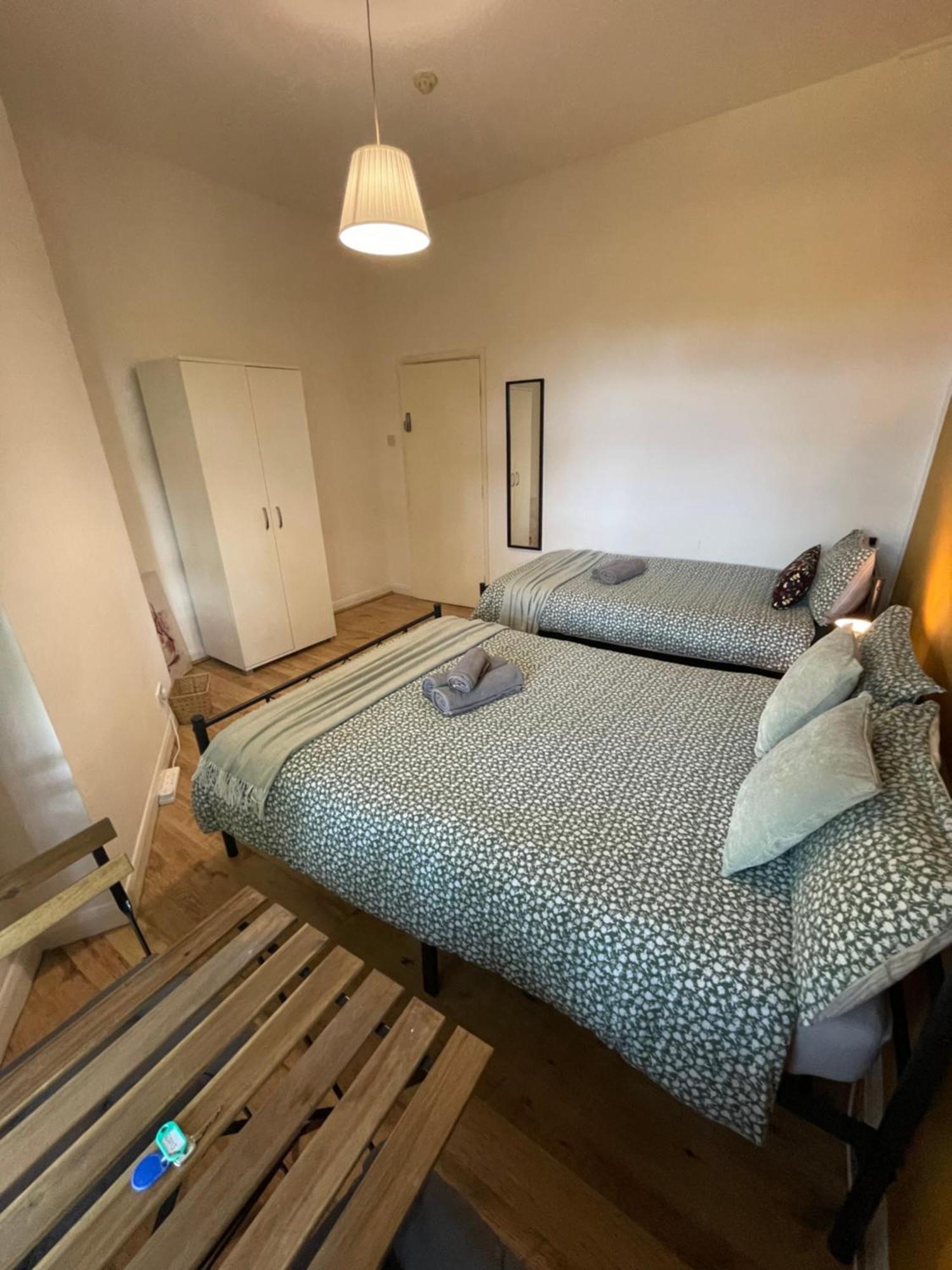 Contemporary Private Rooms Near Central Londres Extérieur photo