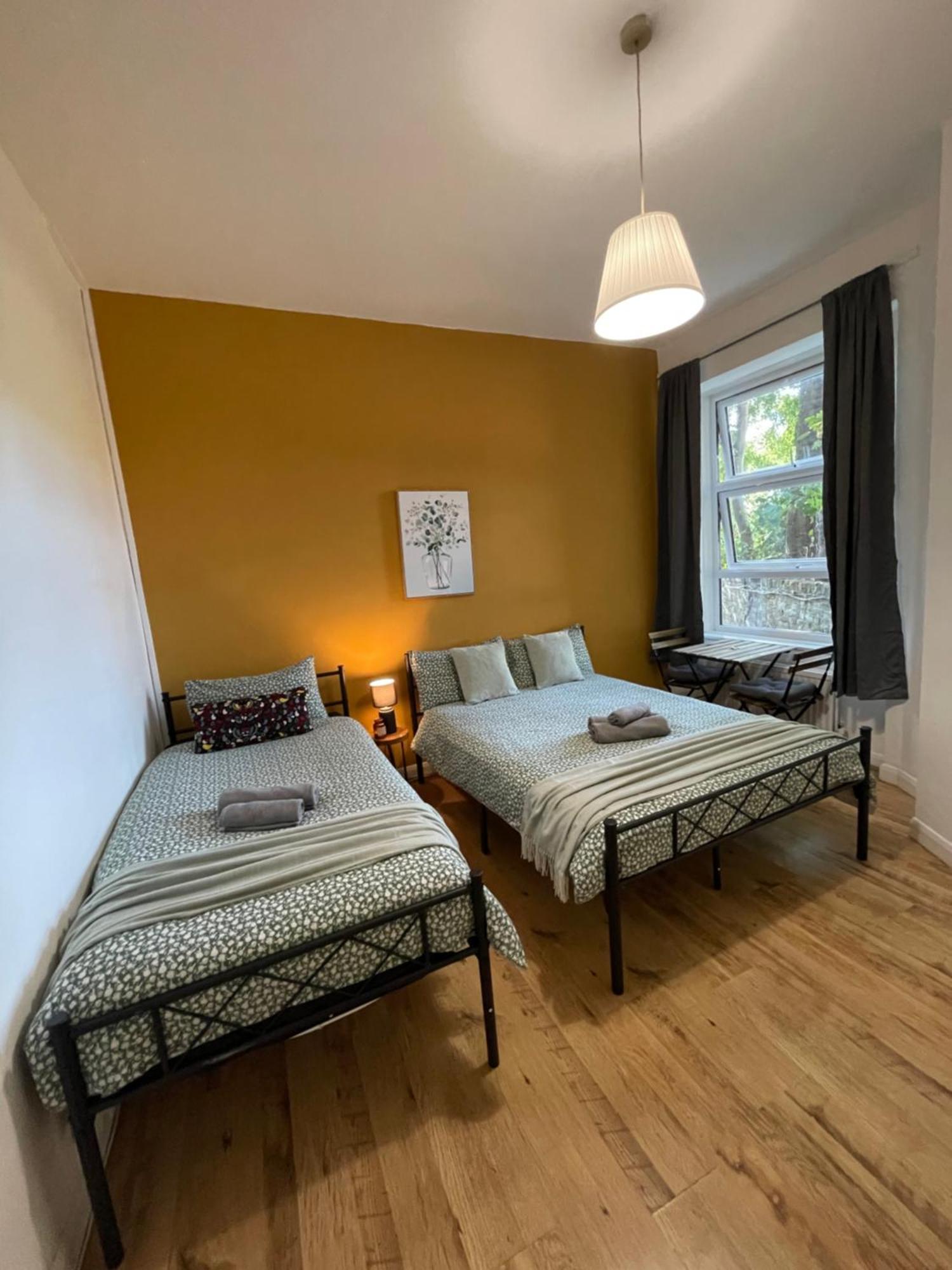 Contemporary Private Rooms Near Central Londres Extérieur photo